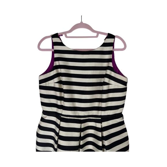 White House Black Market White Black Stripe Sleeveless Fit & Flare Dress Size 10 - Picture 2 of 8